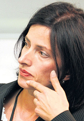 Iva Pondělíková 100920 28d